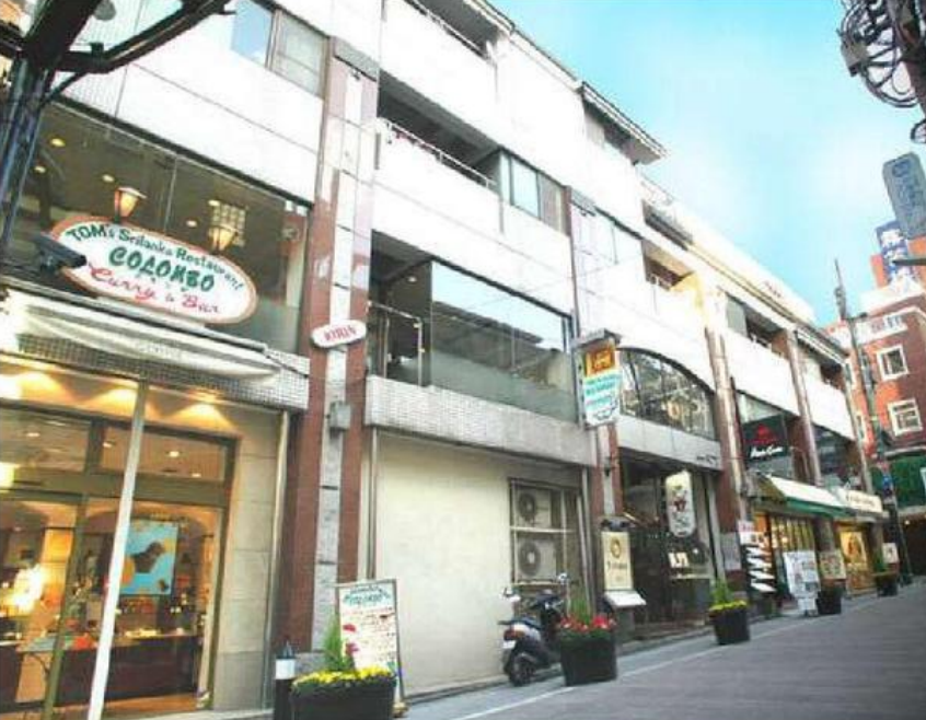 ★成約済★【元町・中華街駅】駅より徒歩4分/店舗が並ぶ好立地での募集です！