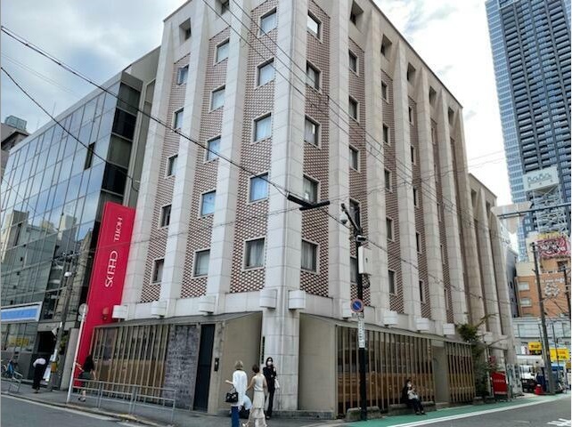 大阪メトロ谷町線 東梅田 徒歩6分！！ホテルの1階区画です！！