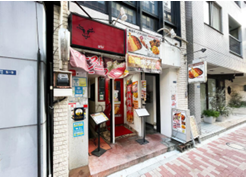 ★成約済★都営新宿線【⾺喰横⼭】徒歩1分！駅出⼝・交差点⾄近の路⾯！ 新規開業・個⼈営業向き⼩箱店舗★（増⽥屋ビル１Ｆ）