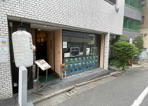JR⼭⼿線【⼤塚】徒歩3分！「サンモール⼤塚商店街」⾄近！⼈気店が移転につき募集開始！（ＴＫビル）