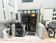 京急本線【平和島】徒歩2分！駅チカ・商店街⾄近の好⽴地！ 業態転⽤しやすく内装美麗な物件★（レジデンス平和島）