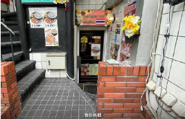 JR総武本線【新⼩岩】徒歩5分！総武線新⼩岩駅から徒歩５分！ タイ料理店の１階居抜き物件です★（兼松ビル）