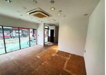 ＪＲ南武線 【分倍河原】 徒歩2分！複数路線利⽤可能で好アクセス★ 踏切⽬前の駅チカ⽴地（ルネッサンス）