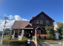 小田急本線・小田原線 【鶴川】 バス1分！内装美麗な店内★2階は居住兼用で使用可能！（鶴川建物　仮　）