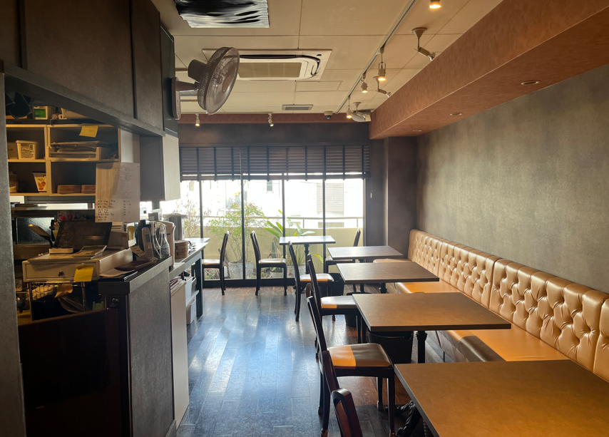 小田急本線・小田原線【成城学園前駅】 徒歩5分!フレンチレストラン居抜き物件★(成城川上ビル)